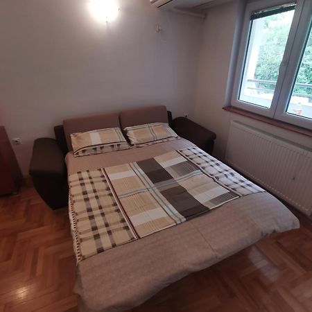 شقة Zagrebska Flat سكوبجي المظهر الخارجي الصورة